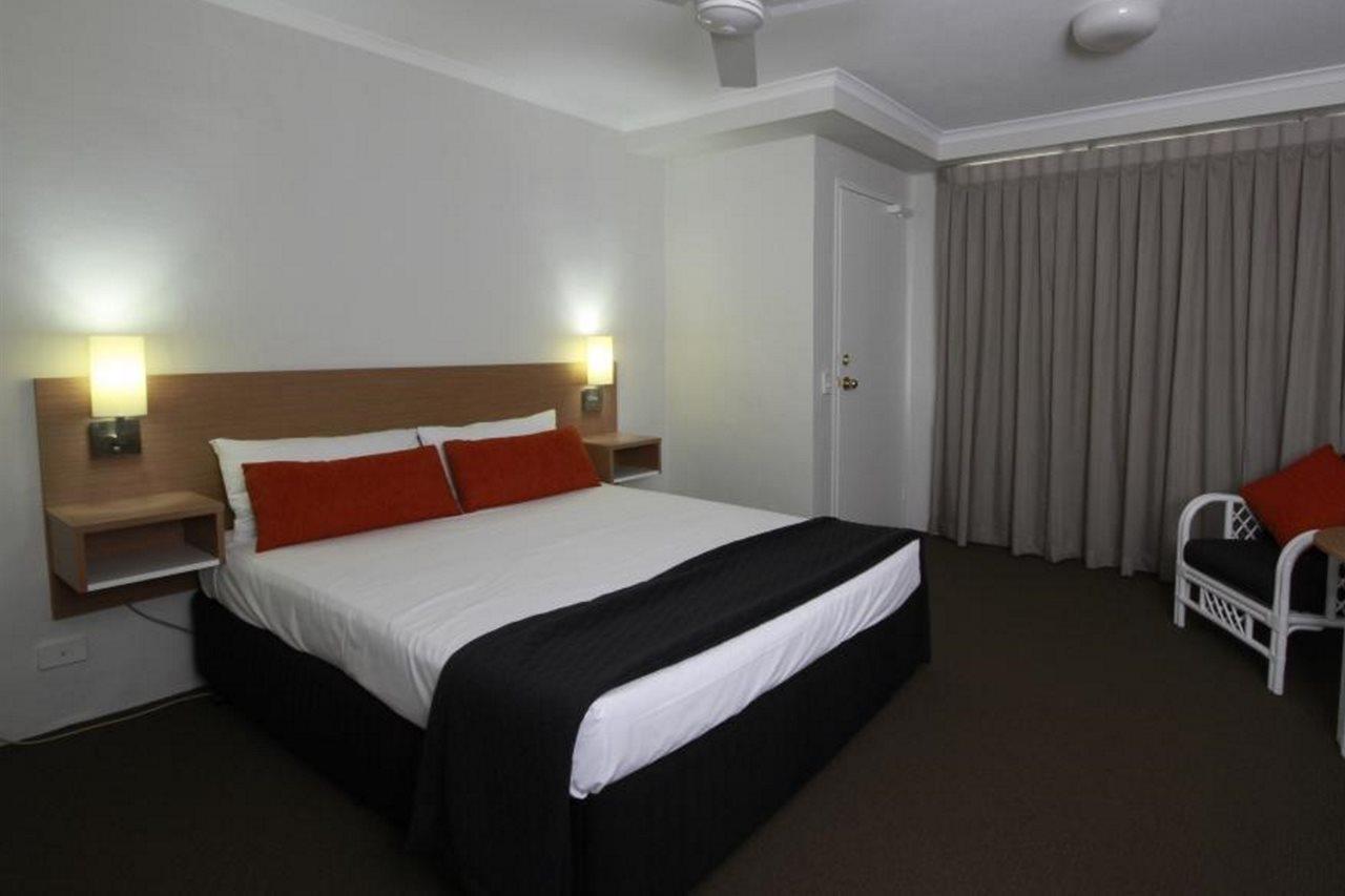 גולד קוסט Darcy Arms Hotel Motel מראה חיצוני תמונה